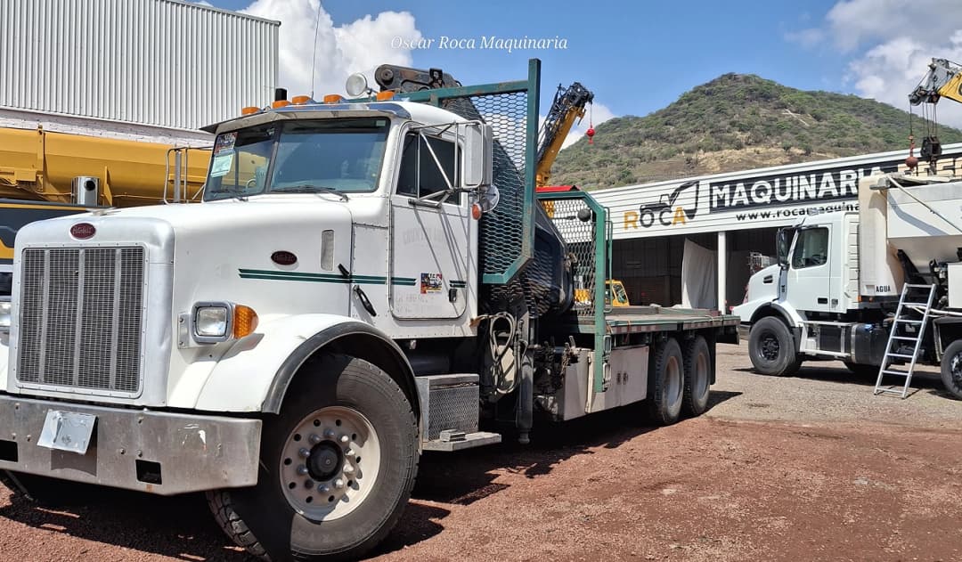 HIAB 330-6 Peterbilt 2004 - imagen 3